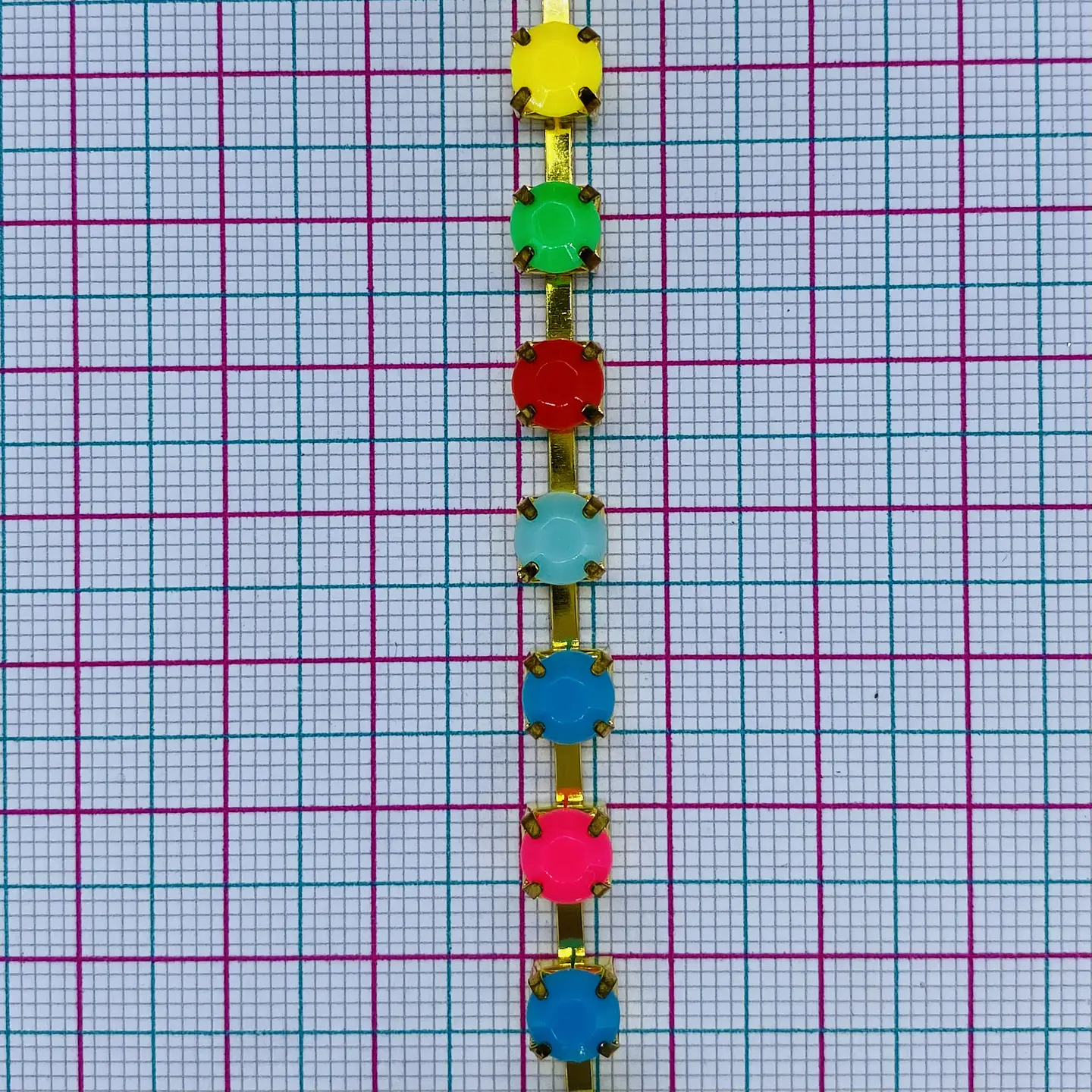 STRASS 5MM COLORES CHAI-6MM 2