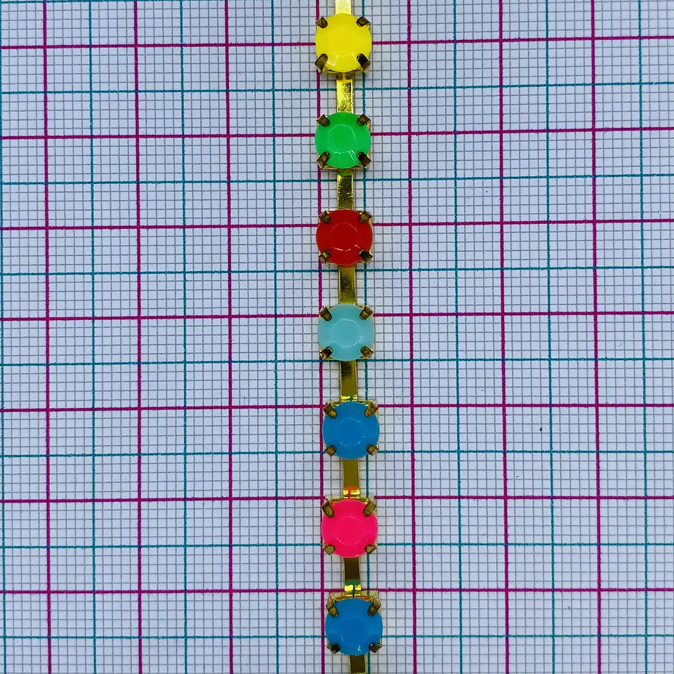 STRASS 5MM COLORES CHAI-6MM 2