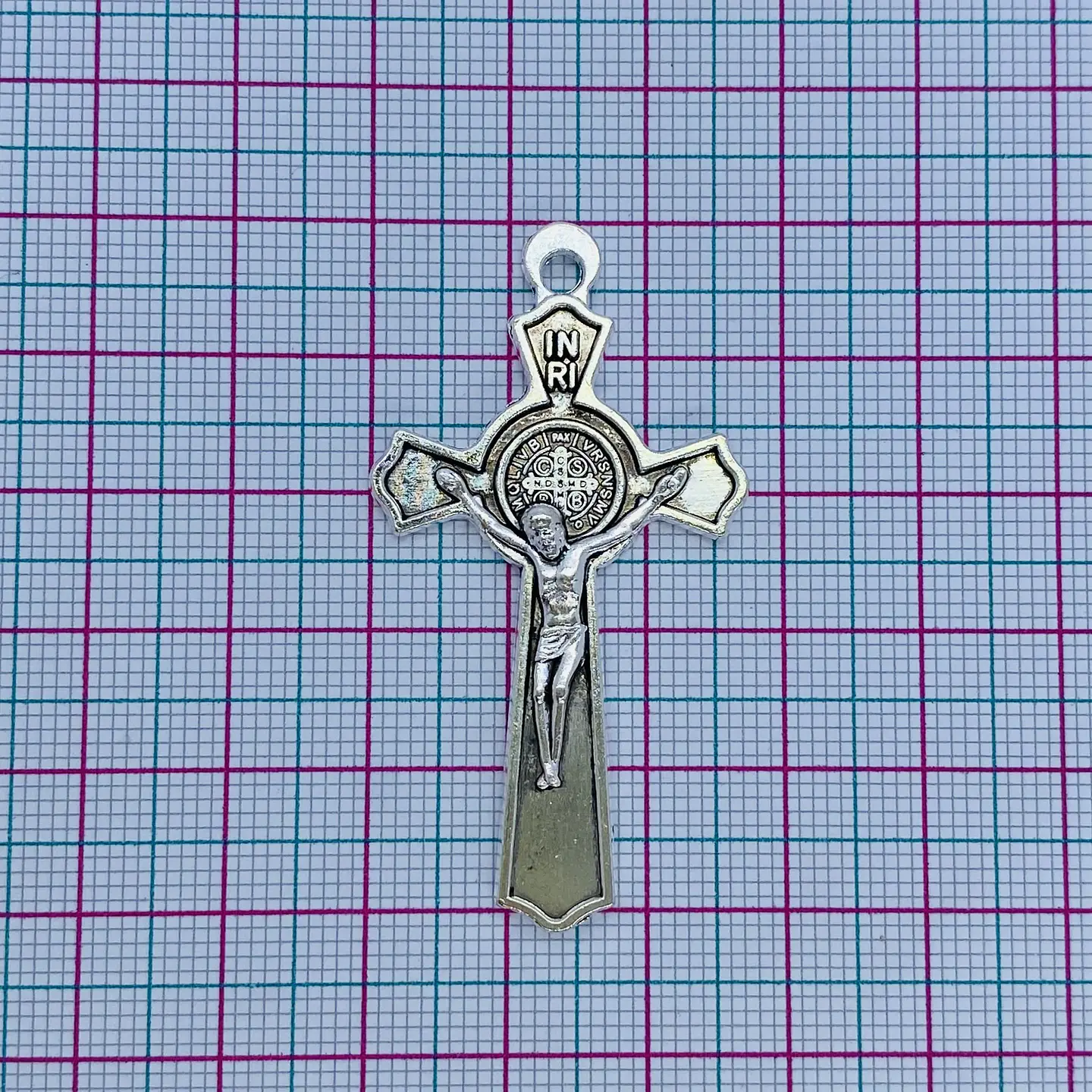 DIJE ✦ CRISTO / SAN BENITO ZAMAK  2