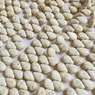 DIJE ✦ GOTA FÓSIL (ELIGE TU COLOR FAVORITO)