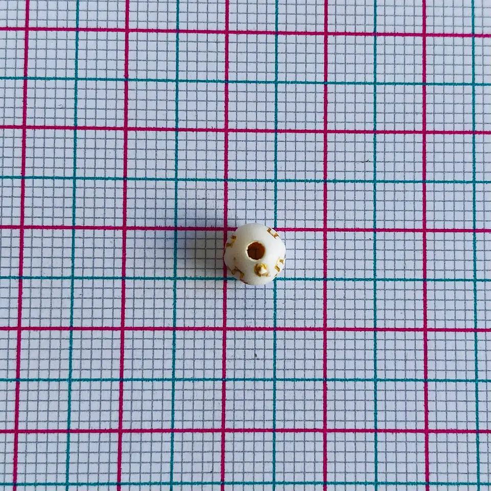SEPARADOR ✦ BOLA CRUZ BLANCO/DORADO 6MM 2