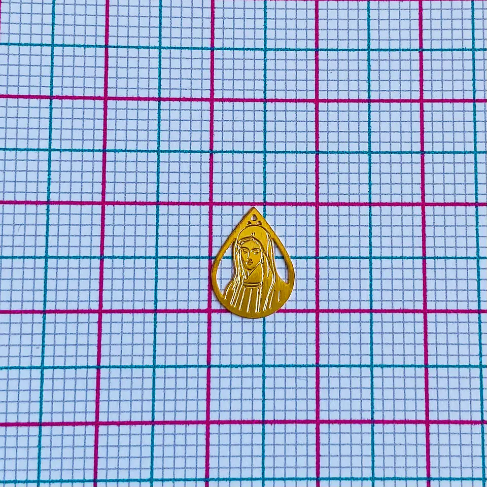 VIRGEN MINI DIJE BAÑO DE ORO T5339                            2