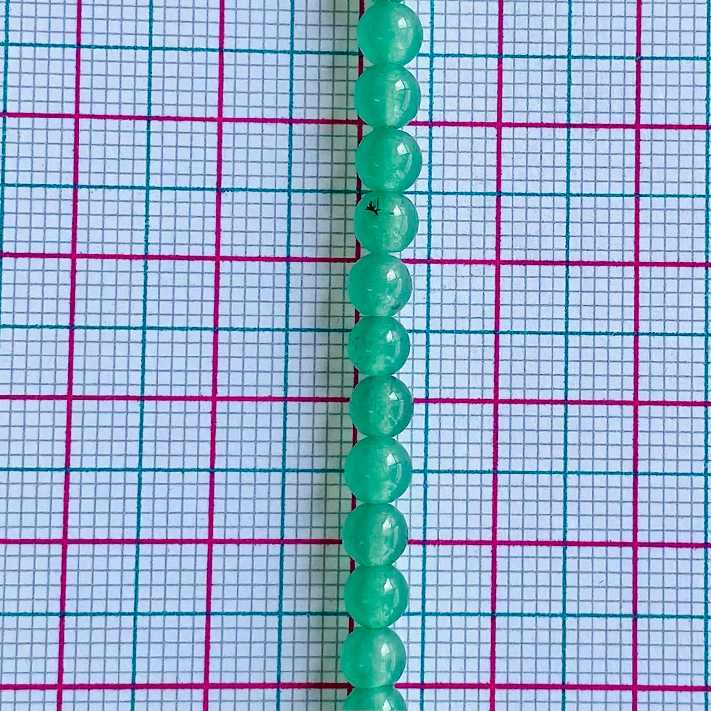 PIEDRA JADE 4MM 2