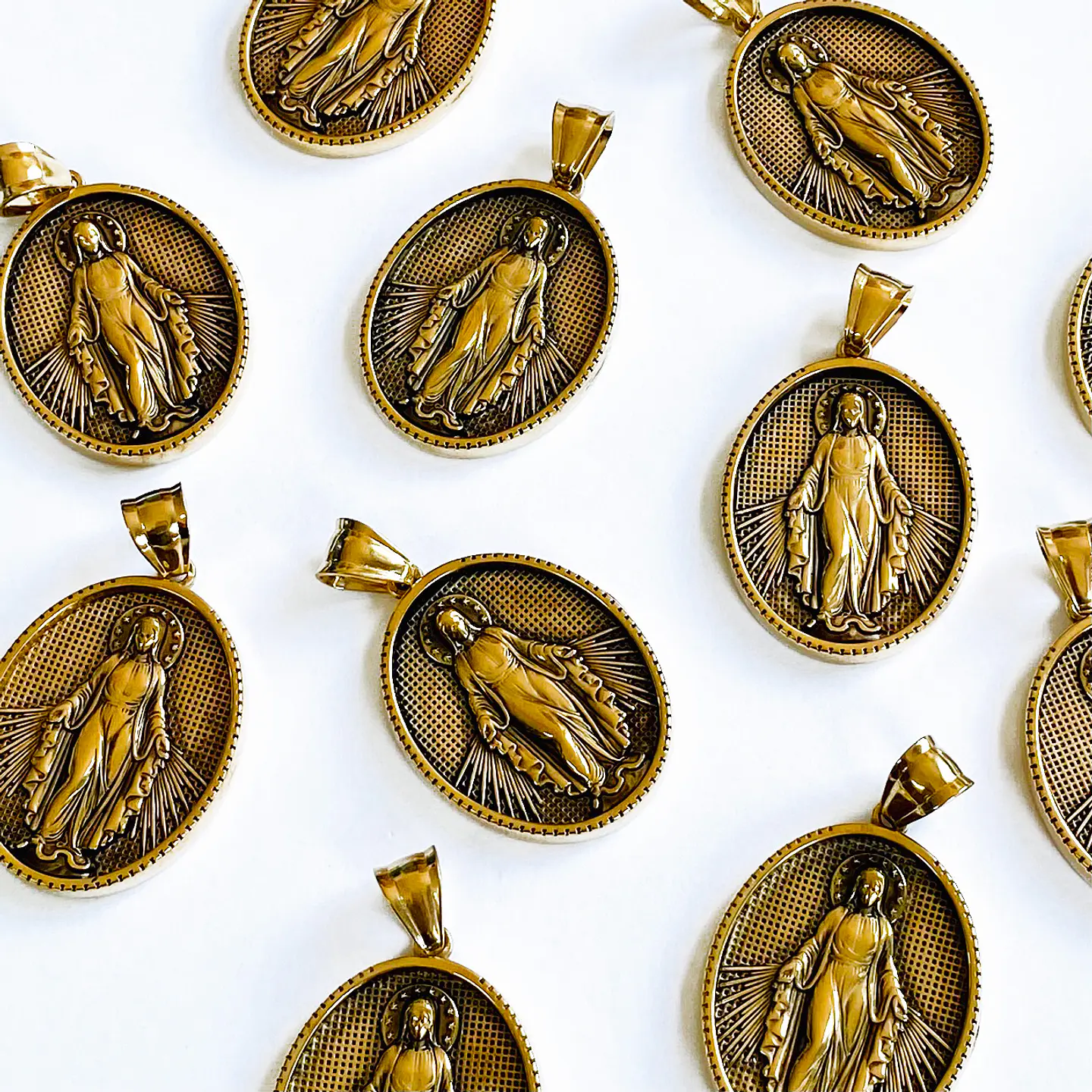 MEDALLA VIRGEN MILAGROSA ACERO 1
