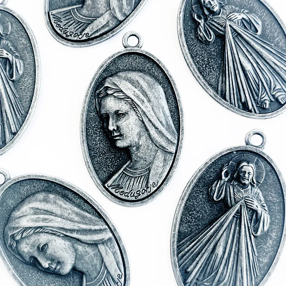 MEDALLA ✦ VIRGEN MEDJUGORGE ZAMAK 1