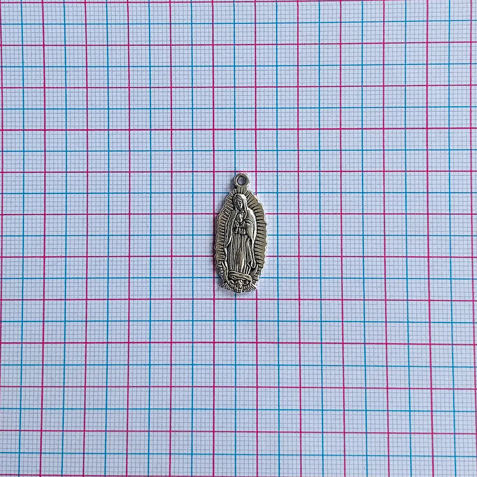 DIJE ✦ VIRGEN DE GUADALUPE ZAMAK 2