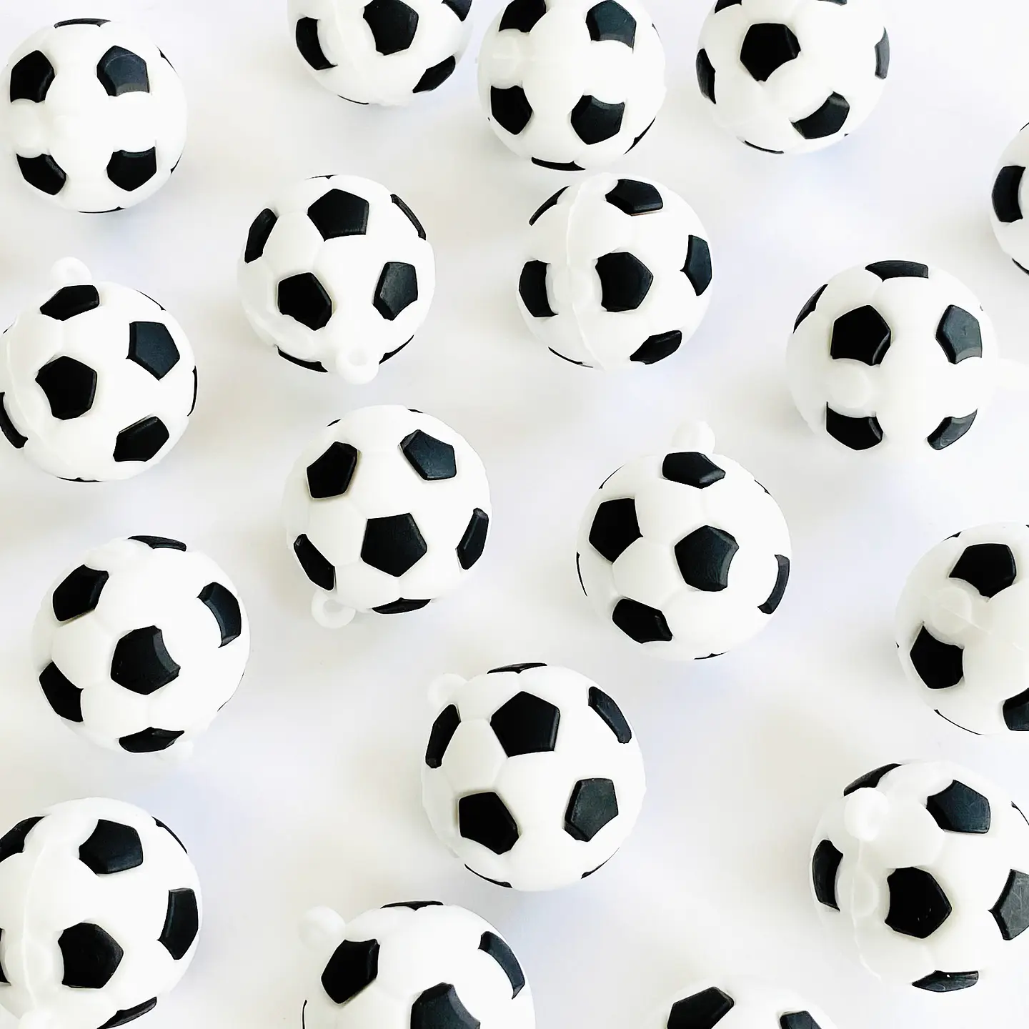 DIJE BALÓN FÚTBOL EN SILICONA DS-02-9 1