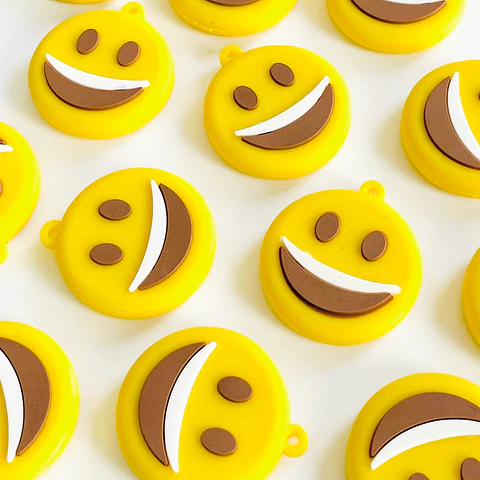 DIJE EMOTICÓN EN SILICONA DS-02-12