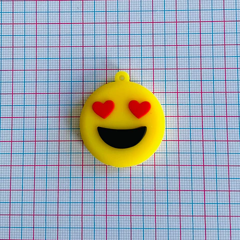 DIJE EMOTICÓN EN SILICONA DS-02-14