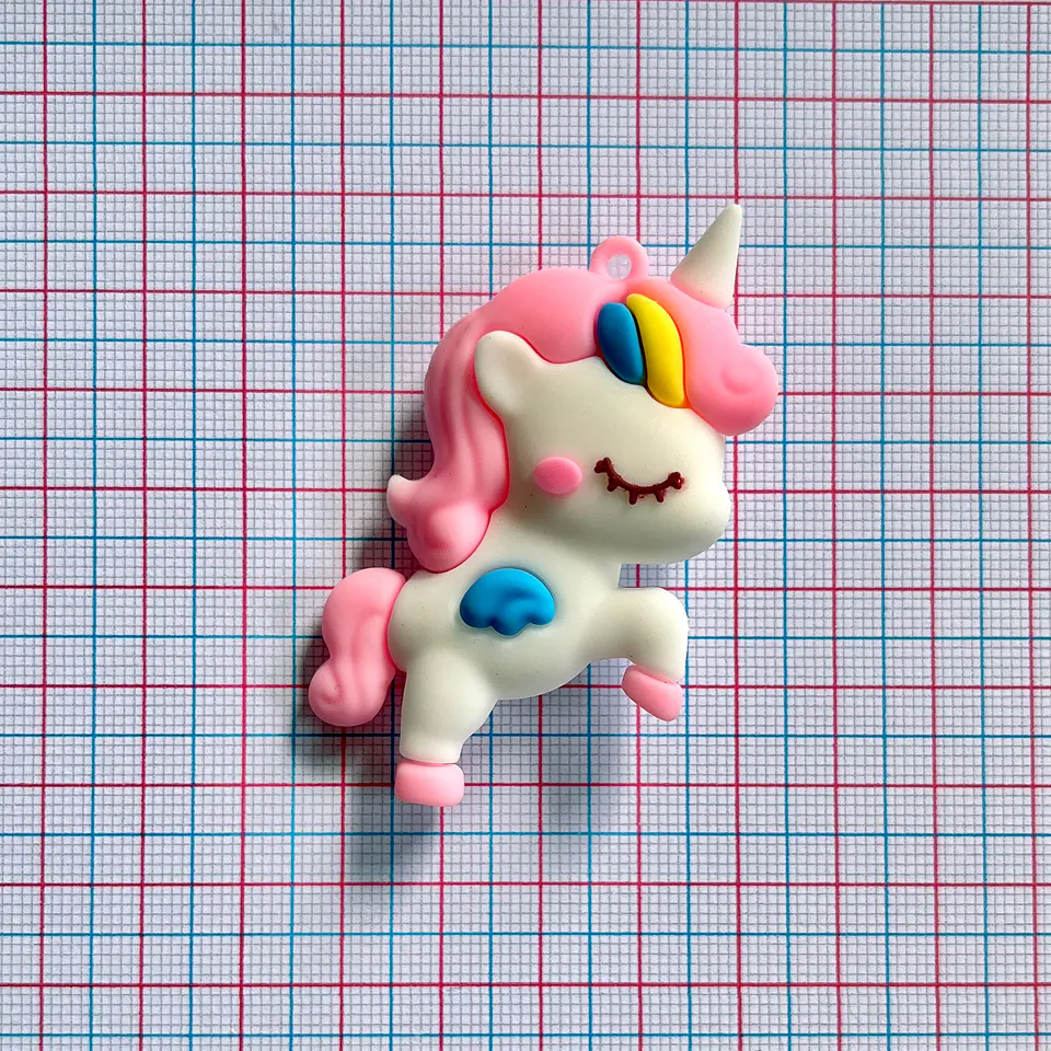 DIJE ✦ UNICORNIO EN SILICONA  2