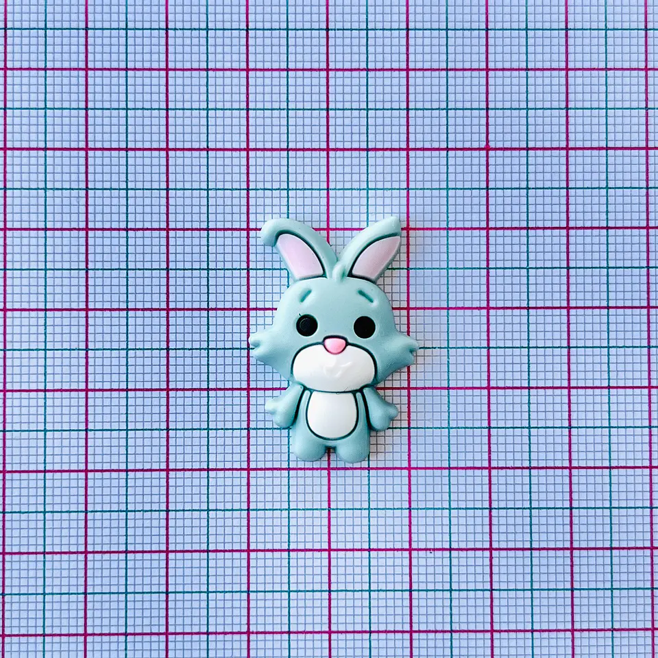 APLIQUE ✦ CONEJO EN SILICONA 22*32 MM 2