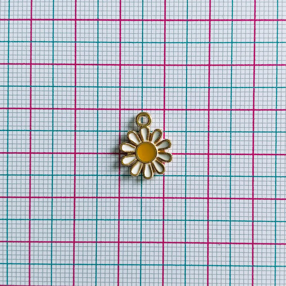 DIJE ✦ FLOR FANTASÍA (ELIGE TU COLOR FAVORITO) 2