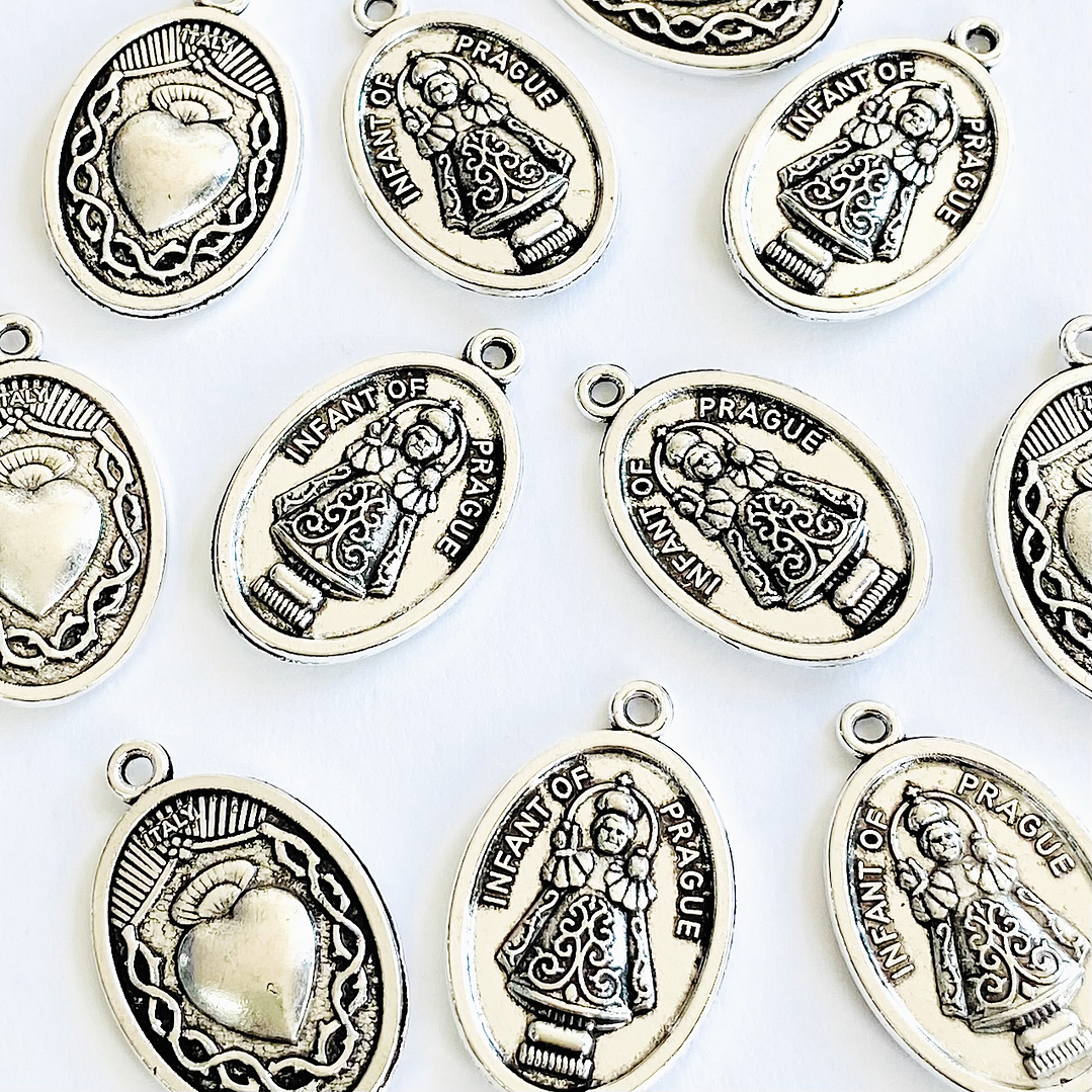 MEDALLA NIÑO JESÚS DE PRAGA ZAMAK C225 1