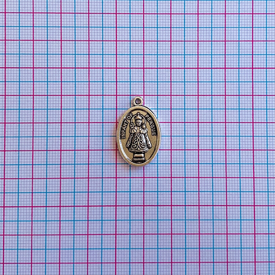 MEDALLA NIÑO JESÚS DE PRAGA ZAMAK C225 2