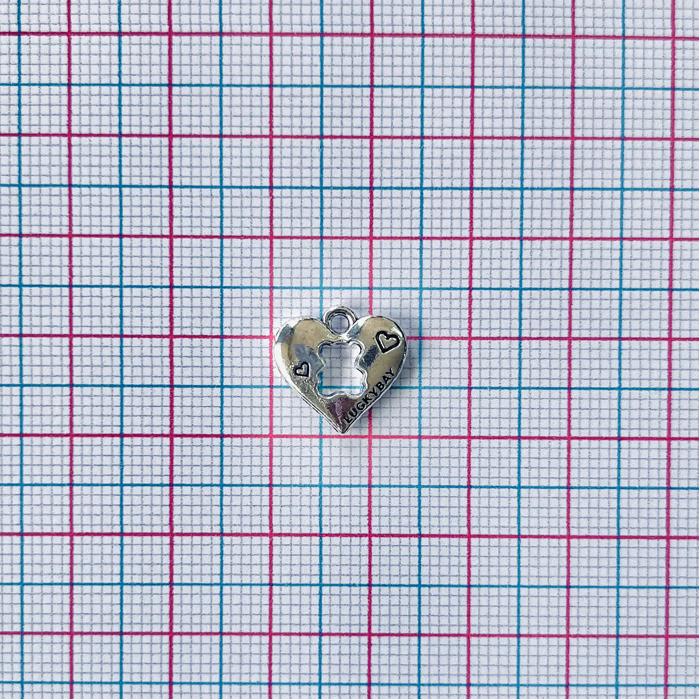DIJE CORAZÓN ZAMAK QA-8062 2