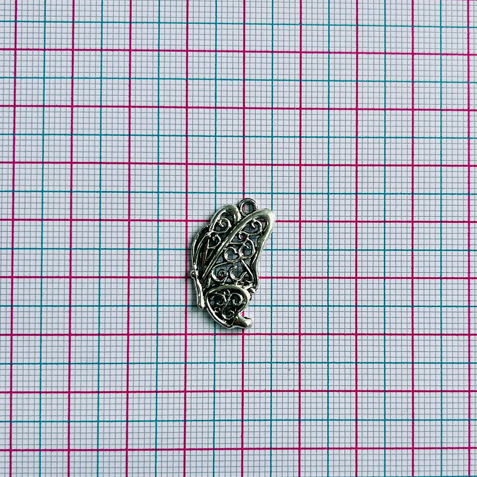 DIJE ✦ MARIPOSA ZAMAK 2