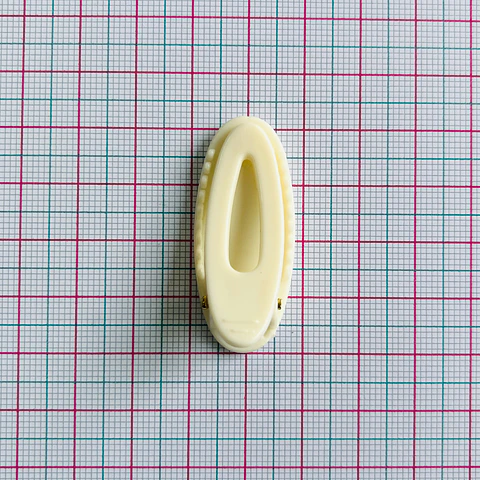 PINZA PLÁSTICA (ELIGE TU COLOR FAVORITO) Z040