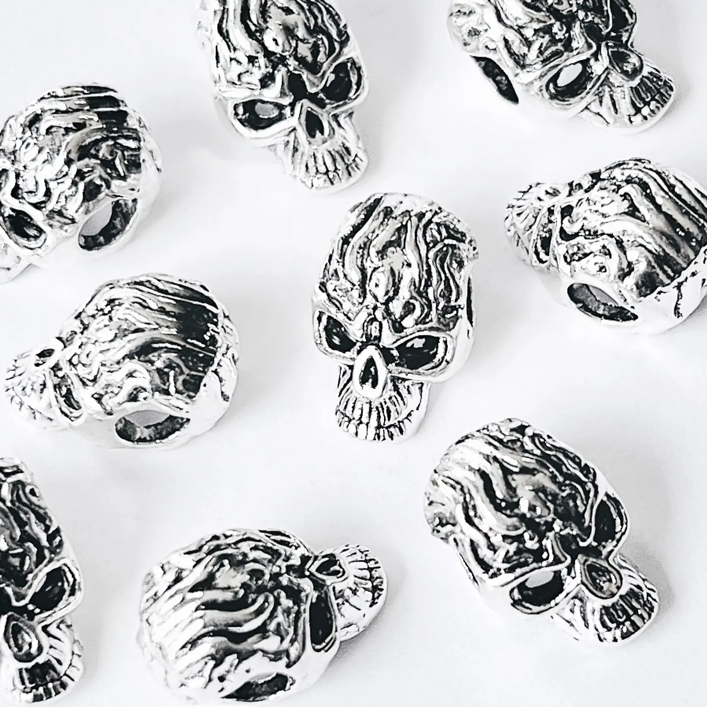 SEPARADOR CALAVERA ZAMAK W-4808 1