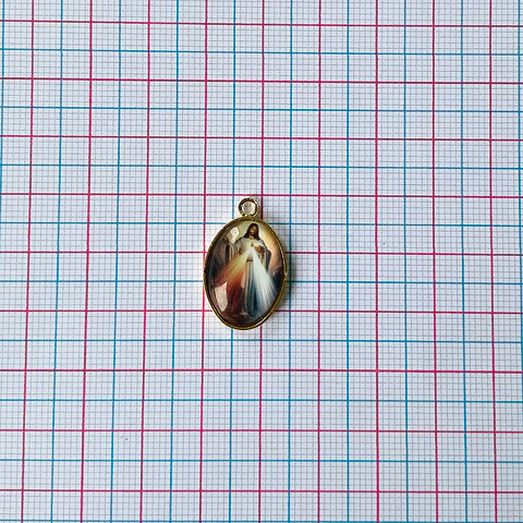 MEDALLA JESÚS DE LA MISERICORDIA BAÑO DE ORO DVZ-4-G/17