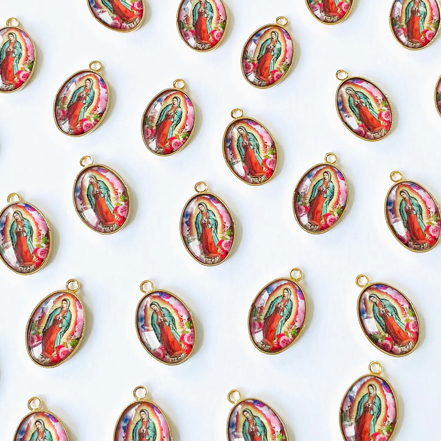 MEDALLA VIRGEN DE GUADALUPE BAÑO DE ORO DVZ-4-G/3-2 1