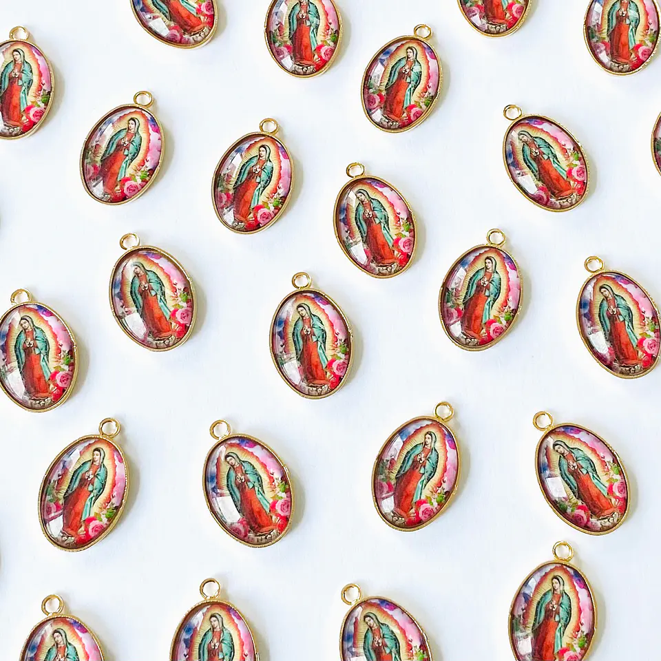 MEDALLA VIRGEN DE GUADALUPE BAÑO DE ORO DVZ-4-G/3-2 1