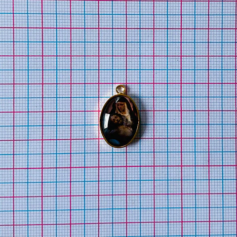 MEDALLA VIRGEN DE LA PIEDAD BAÑO DE ORO DVZ-4-G/42