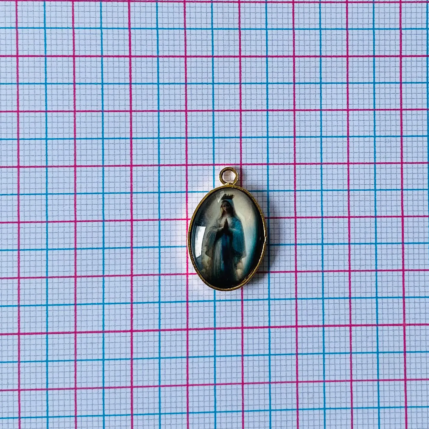 MEDALLA VIRGEN LOURDES BAÑO DE ORO DVZ-4-G/38 2