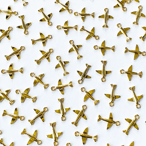 DIJE ✦ AVIÓN BAÑO DE ORO 