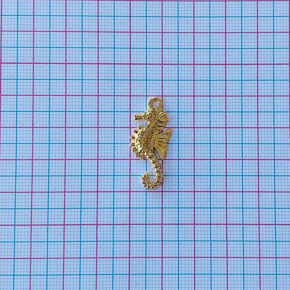 DIJE ✦ CABALLO DE MAR BAÑO DE ORO                               2