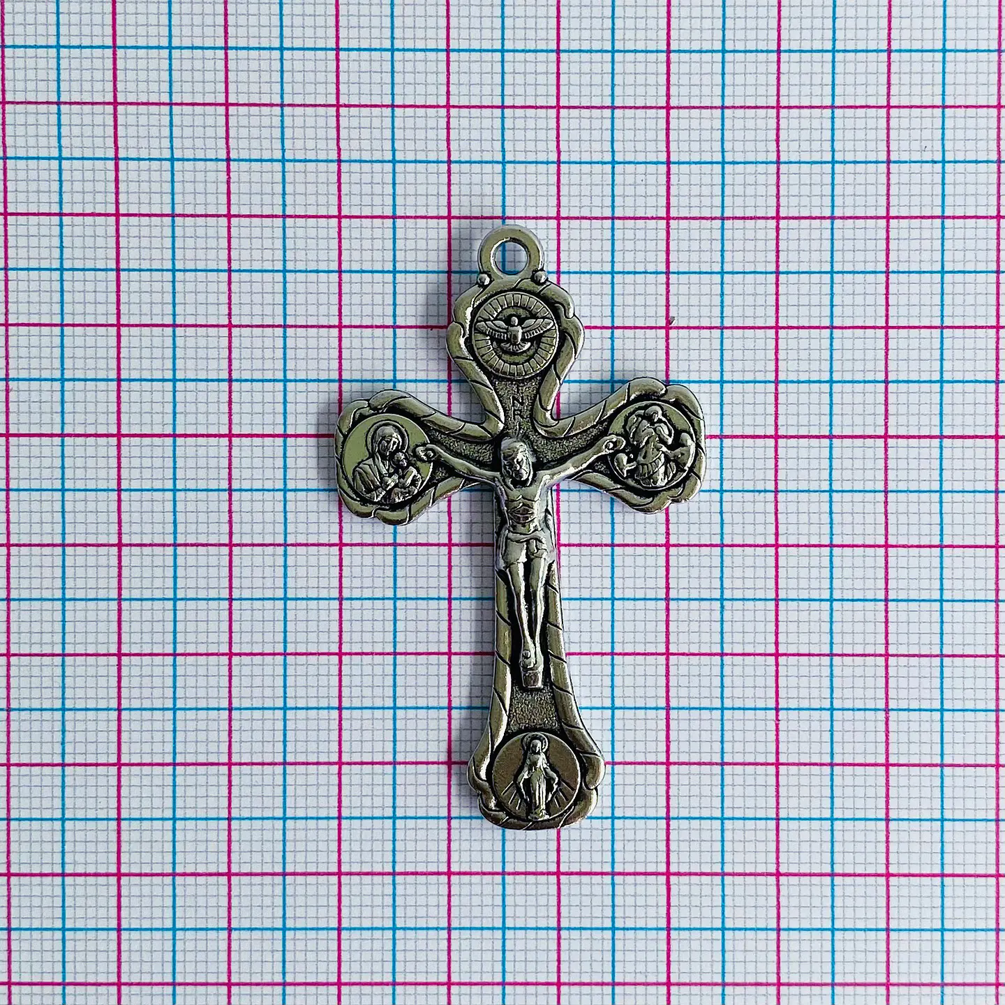DIJE ✦ CRUZ DEVOCIONAL DE LAS VÍRGENES ZAMAK 2