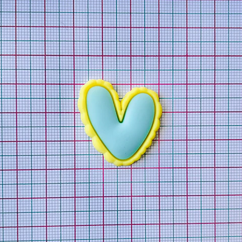 PIN ✦ CORAZÓN EN SILICONA (ELIGE TU FAVORITO) 30*30 MM