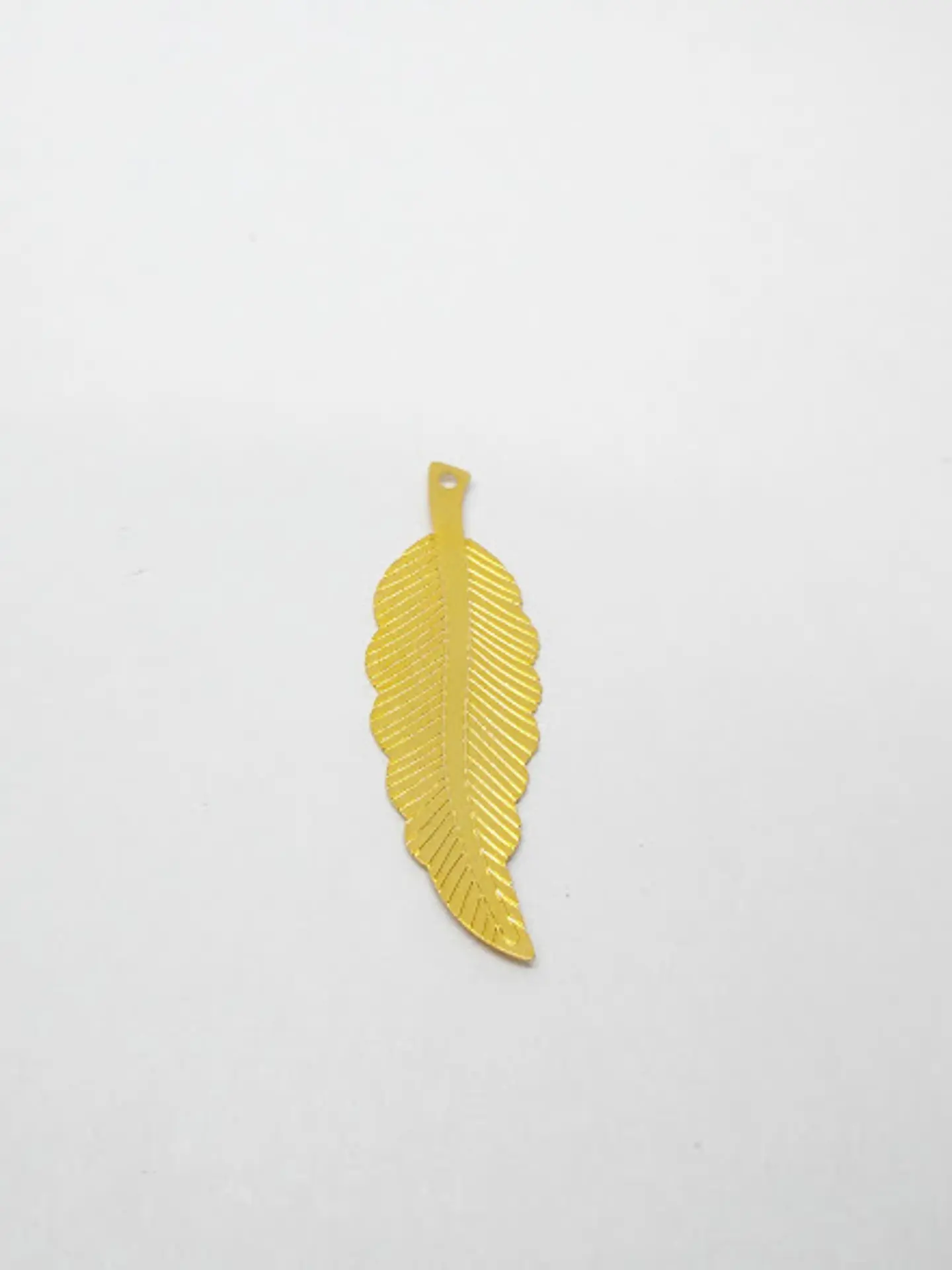 HOJA MINI DIJE BAÑO DE ORO T5285                                         1