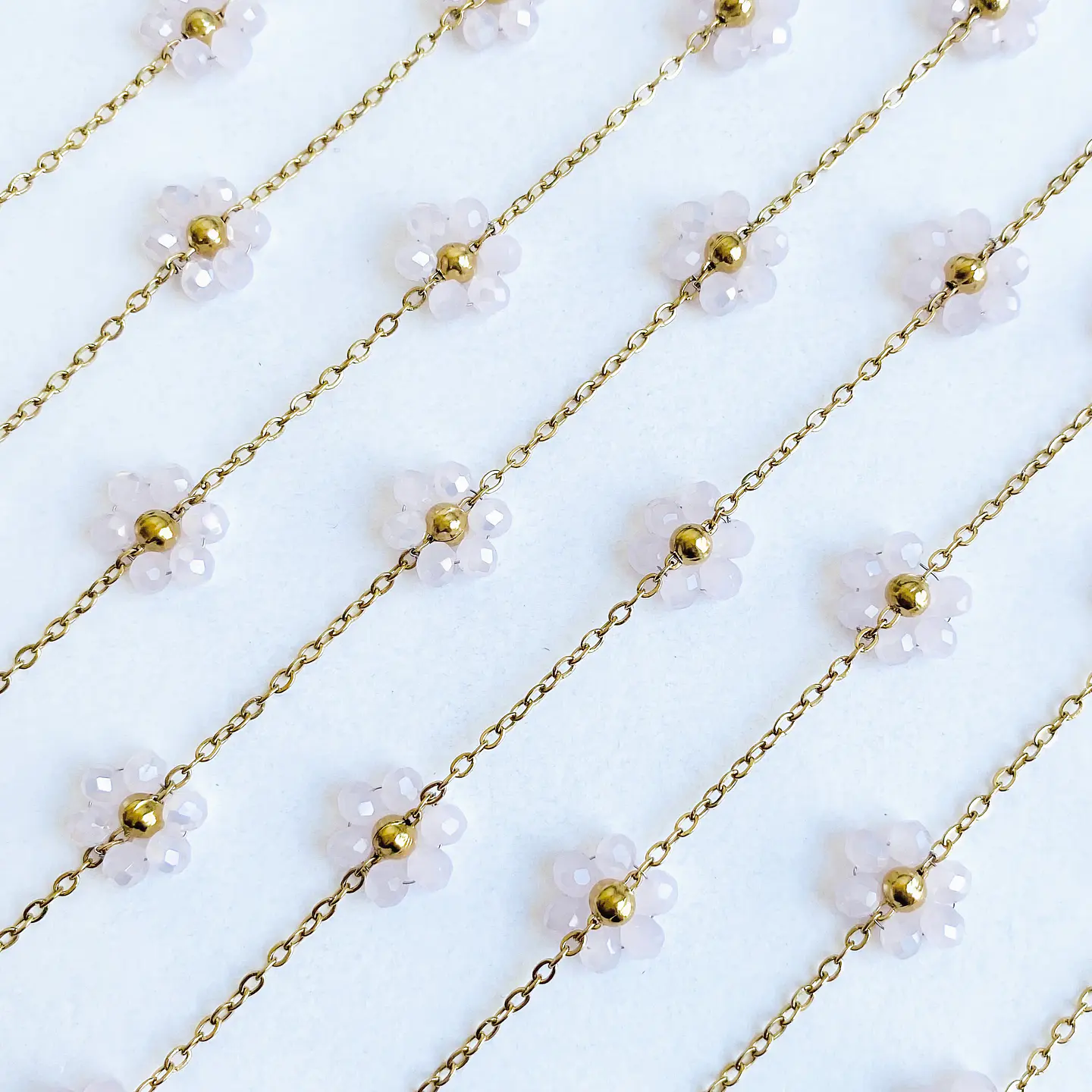 CADENA FLORES CON DONAS CRISTAL MK-351 1