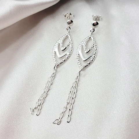 ARETE ✦ DIJE HOJA TALLADA 