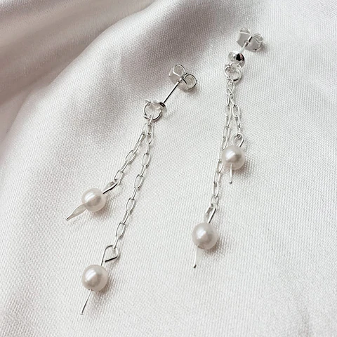 ARETE ✦ LARGO CON PERLA 