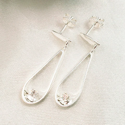 ARETE ✦ GOTA EN TROQUEL CON CRISTAL