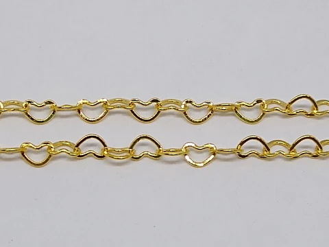 CADENA ✦ CORAZONES BAÑO DE ORO
