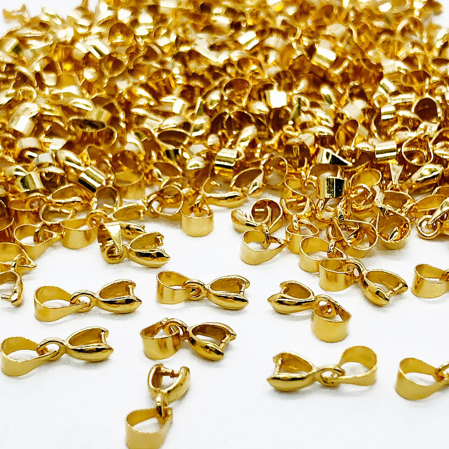 HERRAJE ✦ PORTA DIJE BAÑO DE ORO                                             1
