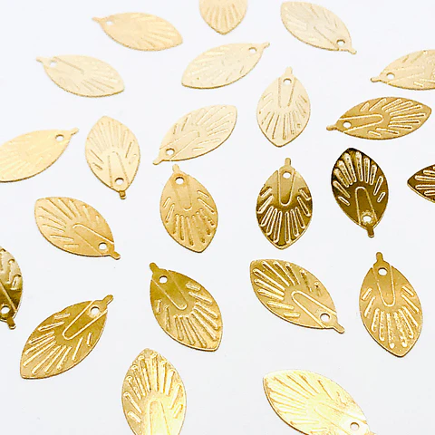 MINI DIJE ✦ HOJA BAÑO DE ORO                   