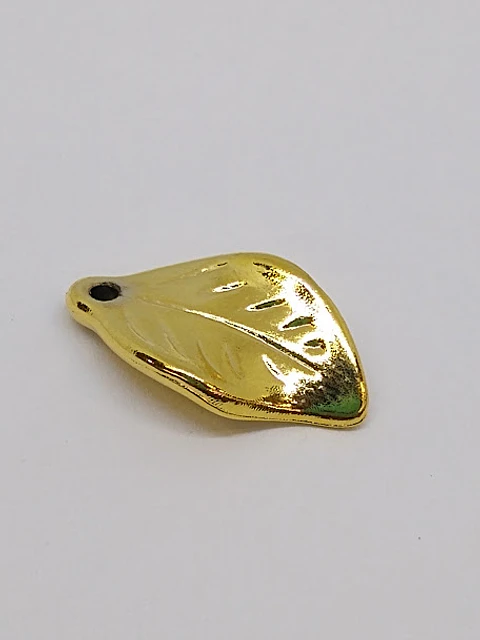 DIJE HOJA BAÑO DE ORO