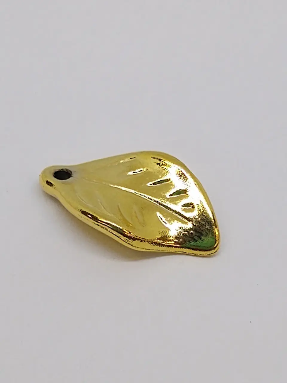 DIJE HOJA BAÑO DE ORO 1