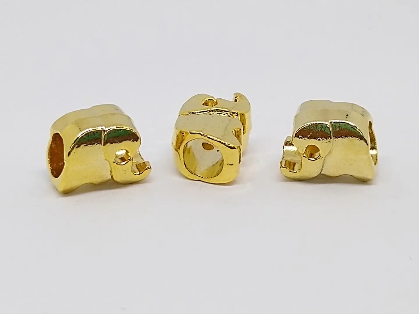 ELEFANTE BAÑO DE ORO T6015                                 1