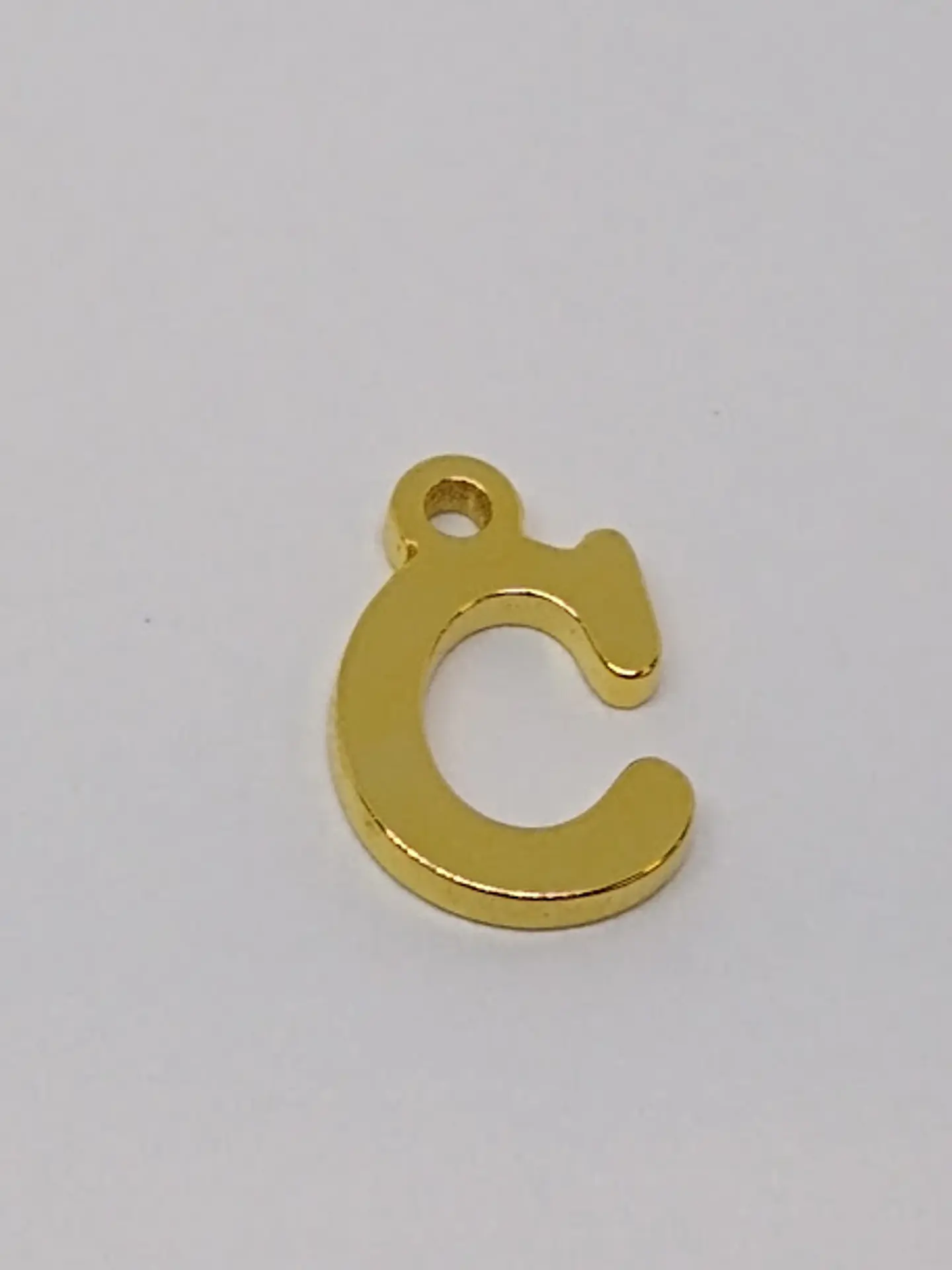 LETRA C BAÑO DE ORO T5925*C                           1