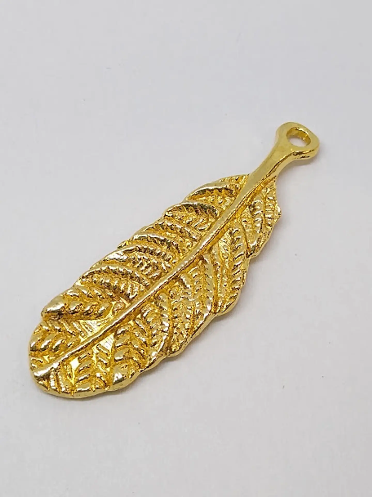 PLUMA BAÑO DE ORO T4001                                            1