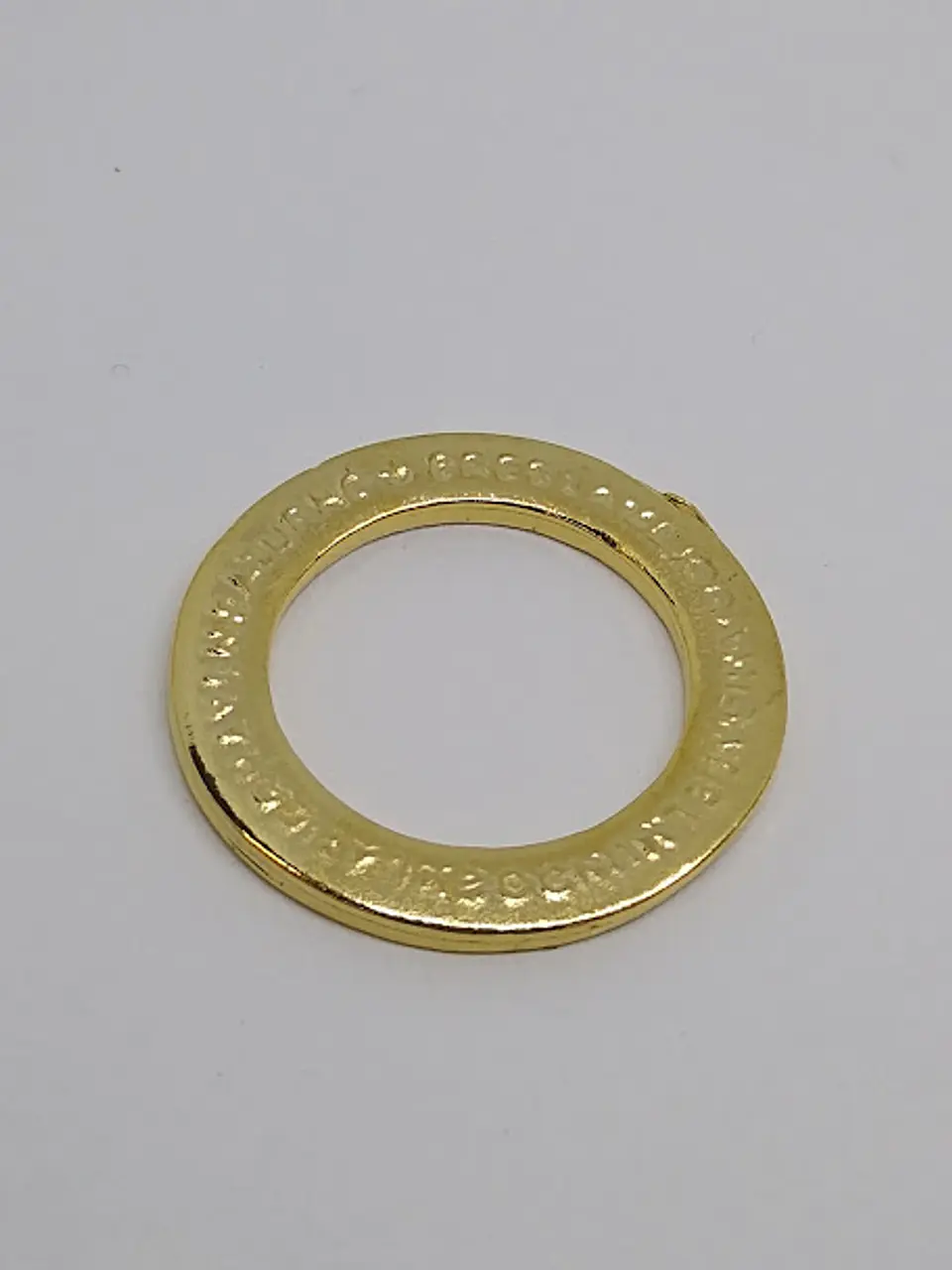 CIRCULO CON GRABADO BAÑO DE ORO T4449                            1