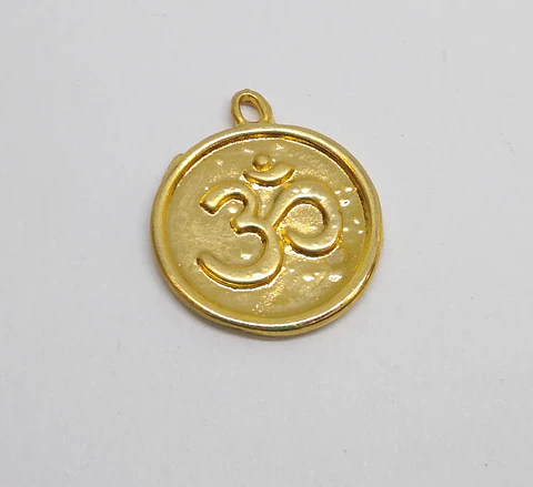 MONEDA OM BAÑO DE ORO T2802                               