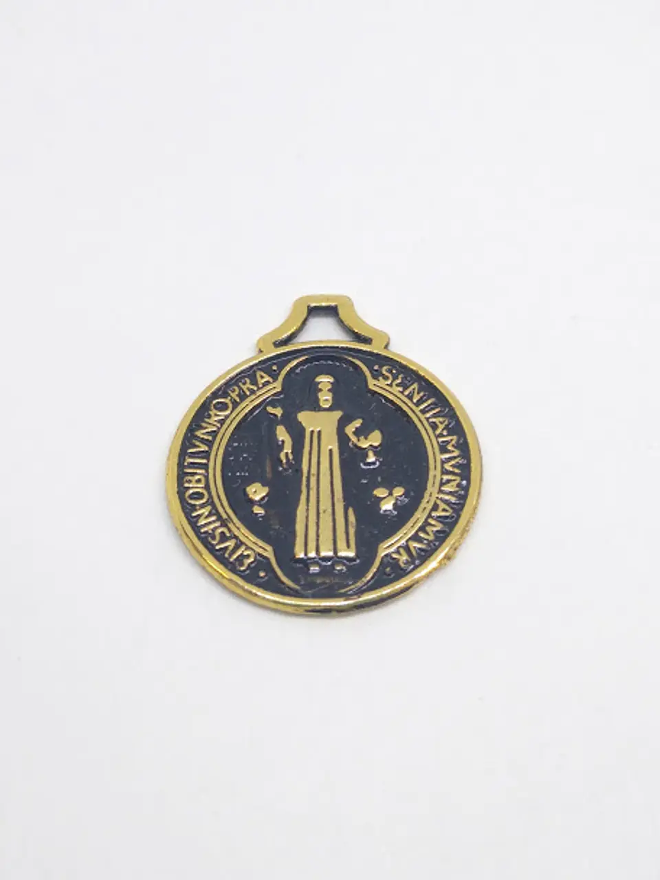 SAN BENITO BAÑO DE ORO T2589                                            1