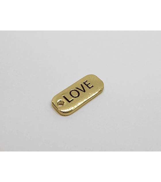 PLACA LOVE  BAÑO DE ORO T3685                                            