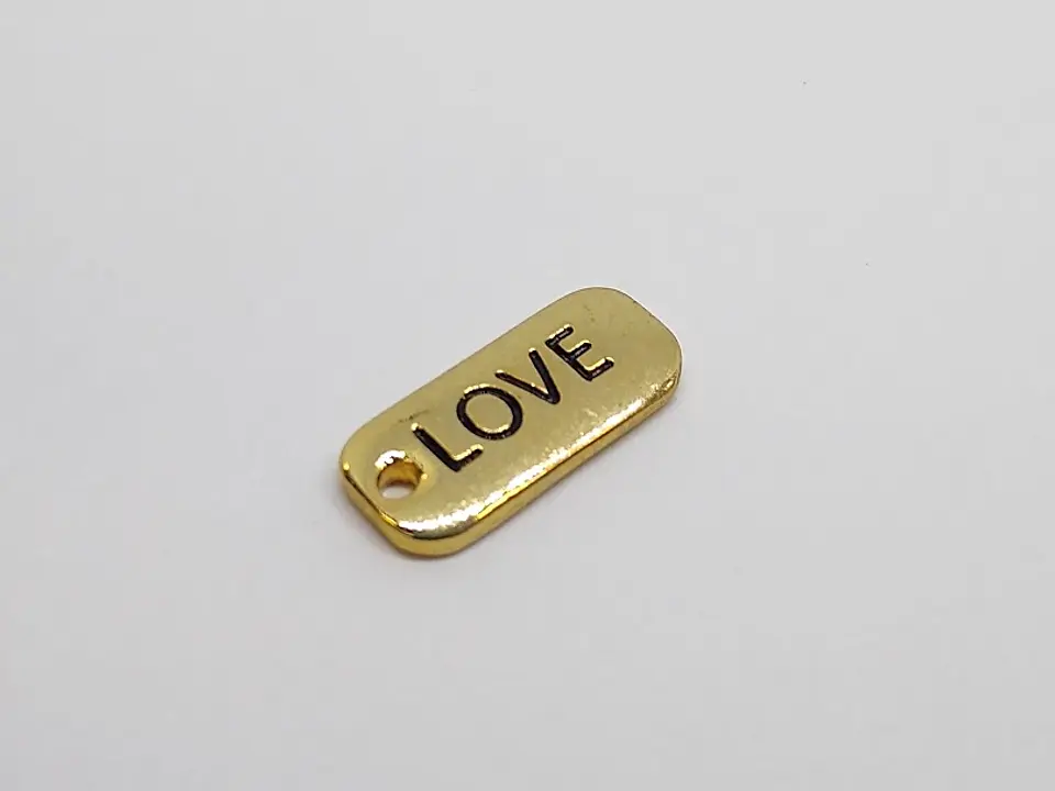 PLACA LOVE BAÑO DE ORO T3685                                             1