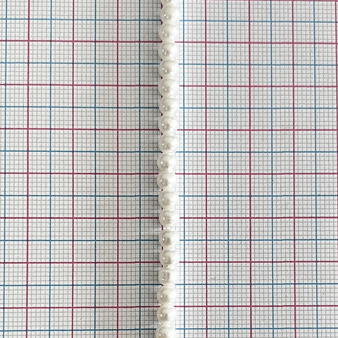 PERLA DE VIDRIO EN SARTA 4MM